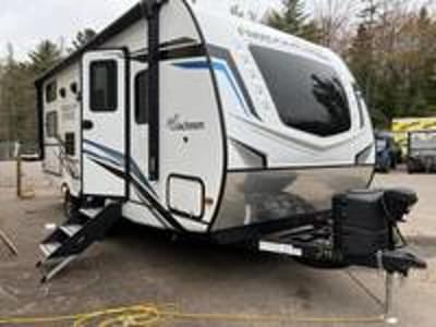 BOATZON | Coachmen Freedom Express Ultra Lite 238BHS 2022
