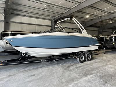 BOATZON | Cobalt Boats R6 2025