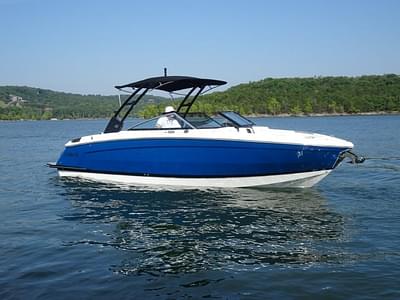 BOATZON | Cobalt Boats R8 2024