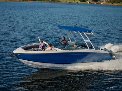 BOATZON | Cobalt Boats R8 Outboard 2024