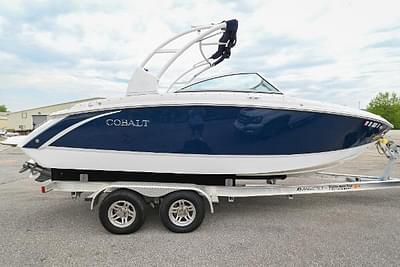 BOATZON | Cobalt R3 2015