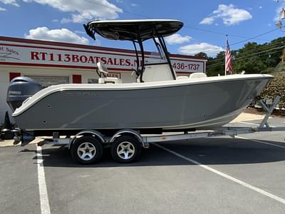 BOATZON | Cobia 220 Center Console 2019 BOATZON | Cobia 220 Center Console 2019