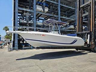 BOATZON | Cobia 224 Center Console 2000