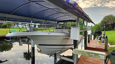 BOATZON | Cobia 234 Center Console 2001