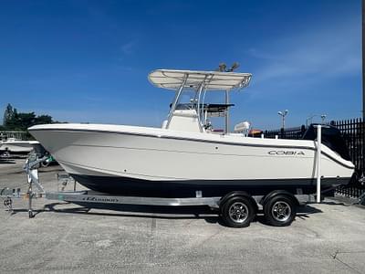 BOATZON | Cobia 237 CC 2019