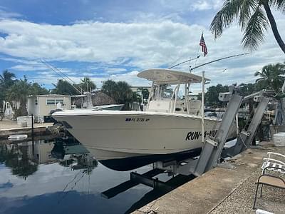 BOATZON | Cobia 261 Center Console 2018