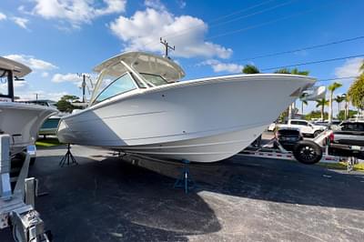 BOATZON | 2024 Cobia 280 DC