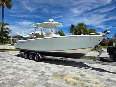 BOATZON | Cobia 296 Center Console 2015