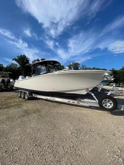 BOATZON | Cobia 320 CC 2023