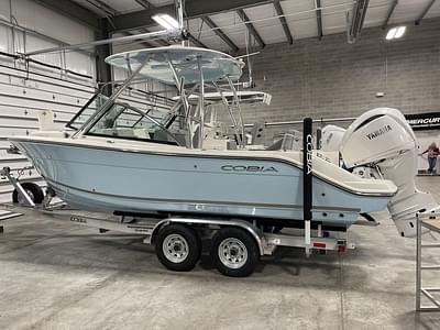 BOATZON | Cobia Boats 240 DC 2024