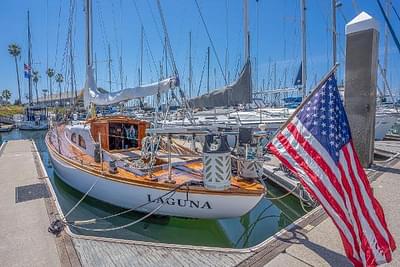 BOATZON |  Cornu Sloop 1950