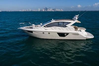 BOATZON | Cranchi M 44 HT 2013