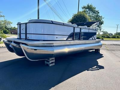 BOATZON | Crest 220 SLC Classic LX 2024