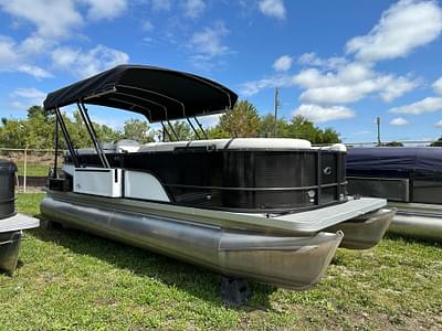 BOATZON | Crest Classic LX 220 SLC 2023