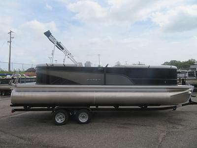 BOATZON | Crest Classic LX 240 SLC 2024 BOATZON | Crest Classic LX 240 SLC 2024