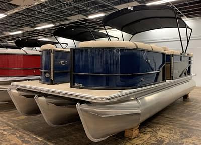 BOATZON | Crest CLASSIC PLATINUM 220L 2023