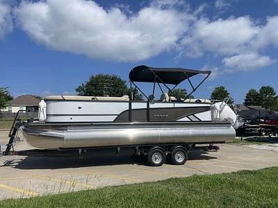 BOATZON | Crest Classic Platinum 240 SLC 2023