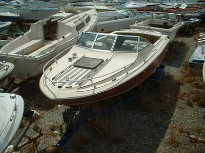 BOATZON | Critchfield Marine 210 Versallies Mercruiser 898 50 198hp 1979