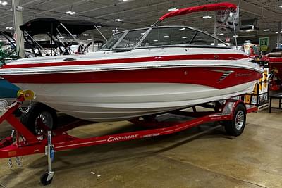 BOATZON | Crownline 200SS 2024