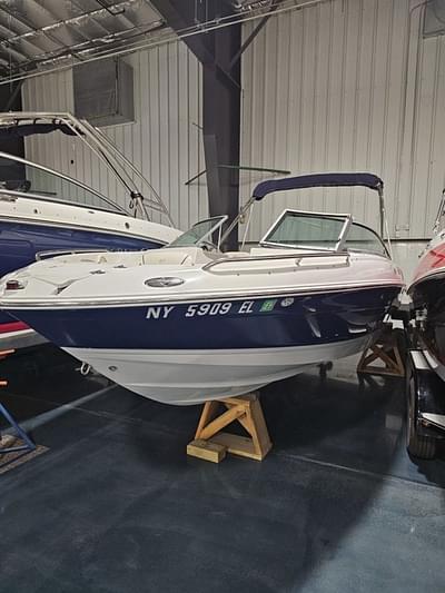 BOATZON | Crownline 208 2003