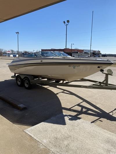 BOATZON | Crownline 225 2000