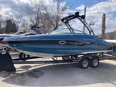 BOATZON | Crownline 255 SS 2022