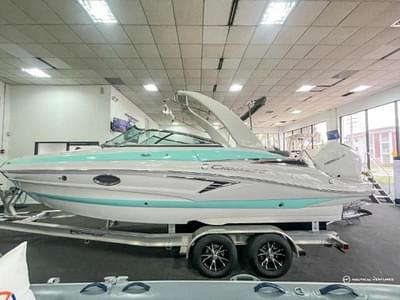 BOATZON | Crownline 260 XSS 2023