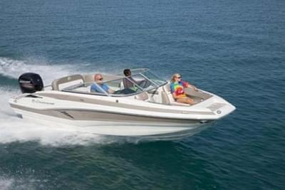 BOATZON | Crownline E 215 XS 2023