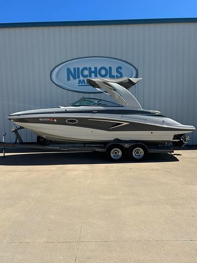 BOATZON | Crownline E 255 2019