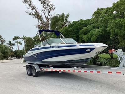 BOATZON | Crownline E21 XS 2018