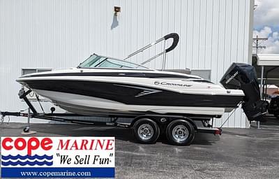 BOATZON | Crownline E220 XS 2024