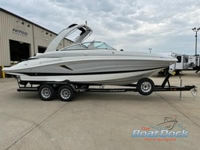 BOATZON | Crownline E255 2023