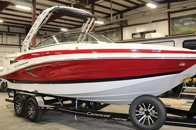 BOATZON | Crownline E255 2024