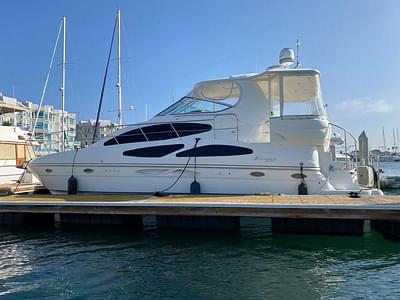 BOATZON | Cruisers Yachts 405 Express Motoryacht 2005