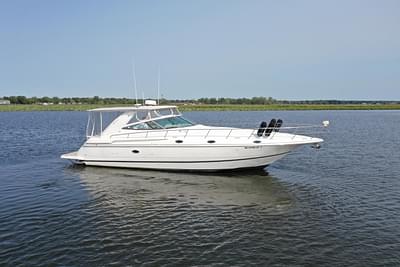 BOATZON | Cruisers Yachts 4270 Express 2002