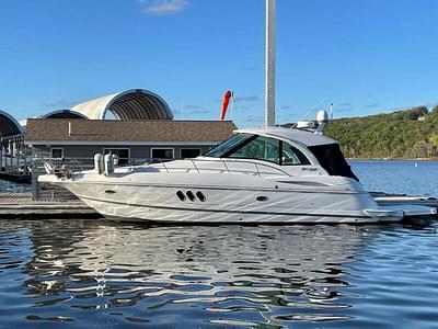 BOATZON | Cruisers Yachts 430 Sports Coupe 2013