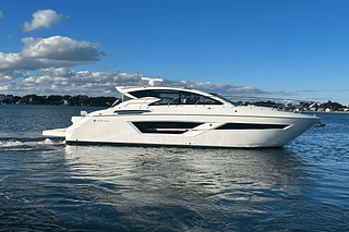 BOATZON | Cruisers Yachts 46 Cantius 2024