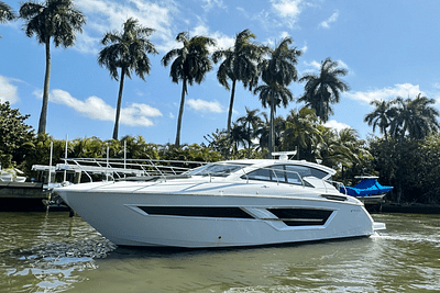 BOATZON | Cruisers Yachts 46 Cantius 2024