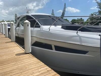 BOATZON | Cruisers Yachts 50 Cantius 2020