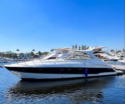 BOATZON | Cruisers Yachts 560 Express 2011