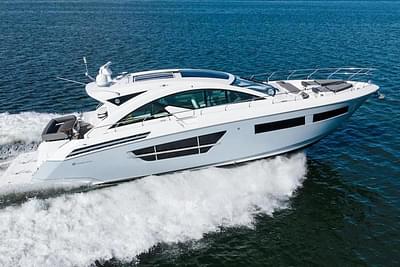 BOATZON | Cruisers Yachts 60 Cantius 2019