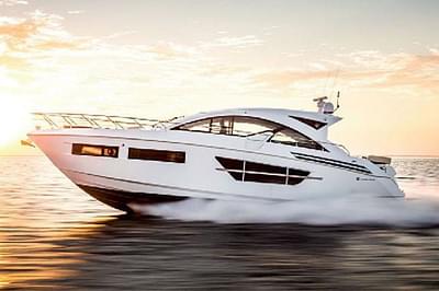 BOATZON | Cruisers Yachts 60 Cantius 2020