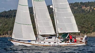 BOATZON |  Cruising Schooner 1984