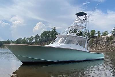 BOATZON | Custom Carolina 45 FS 2008