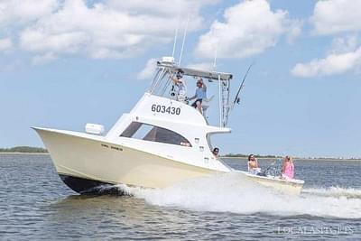 BOATZON | Custom Carolina Sportfish 35 1979