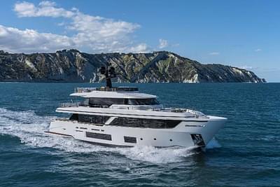 BOATZON | Custom Line Navetta 30 2023