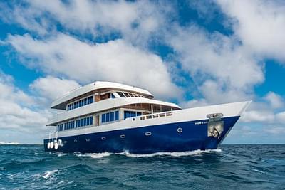 BOATZON | Custom Motor Yacht Explorer 110 2016 BOATZON | Custom Motor Yacht Explorer 110 2016