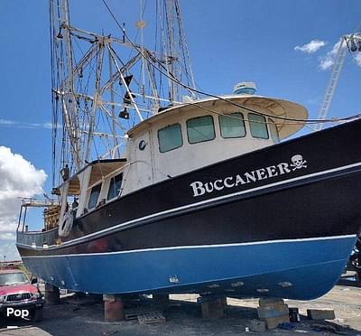 BOATZON | Custom Steel Trawler 555