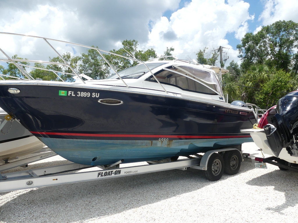 2017 Cutwater Boats C242 Sport Coupe Outboard - Sold Boat