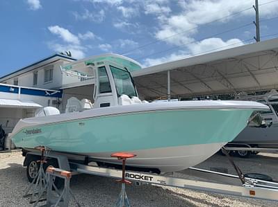 BOATZON | Everglades 235 Center Console 2022